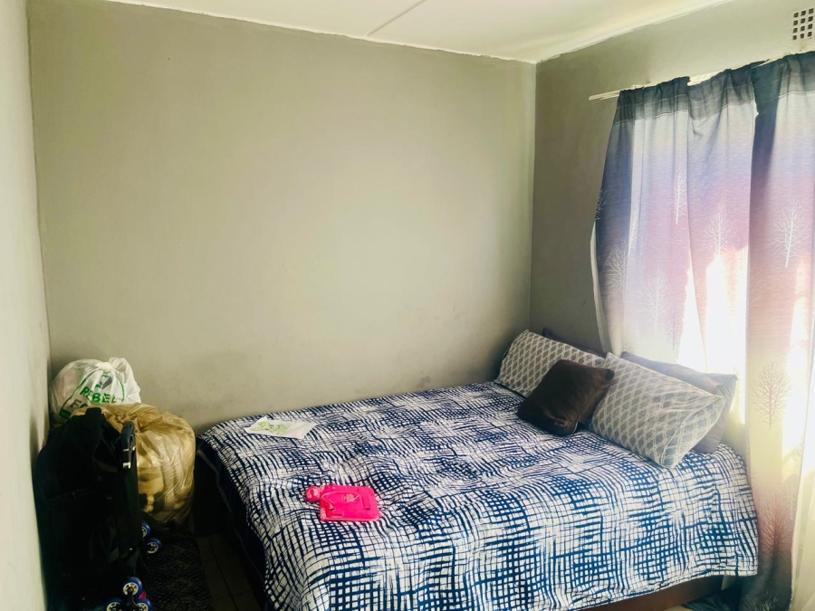 2 Bedroom Property for Sale in Crystal Park Gauteng