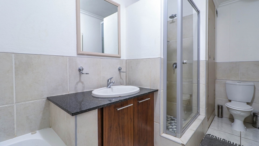 2 Bedroom Property for Sale in Morningside Gauteng