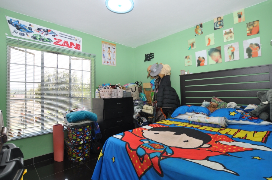 2 Bedroom Property for Sale in Vorna Valley Gauteng