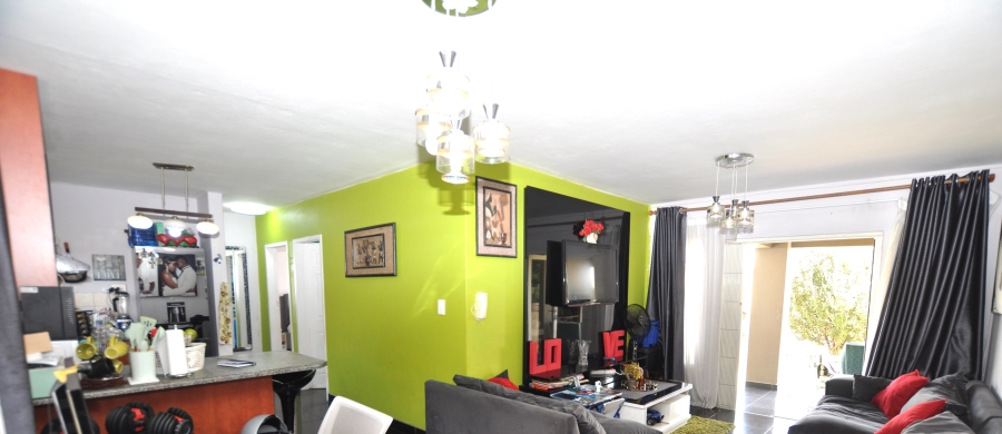 2 Bedroom Property for Sale in Vorna Valley Gauteng