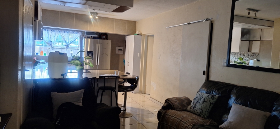 2 Bedroom Property for Sale in Edleen Gauteng