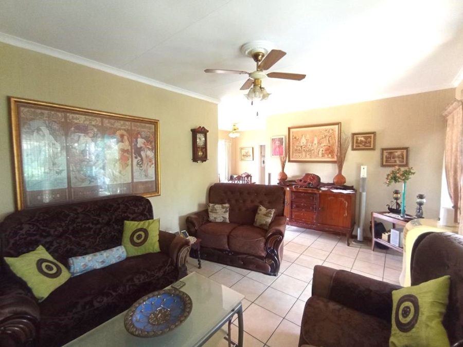3 Bedroom Property for Sale in Suideroord Gauteng