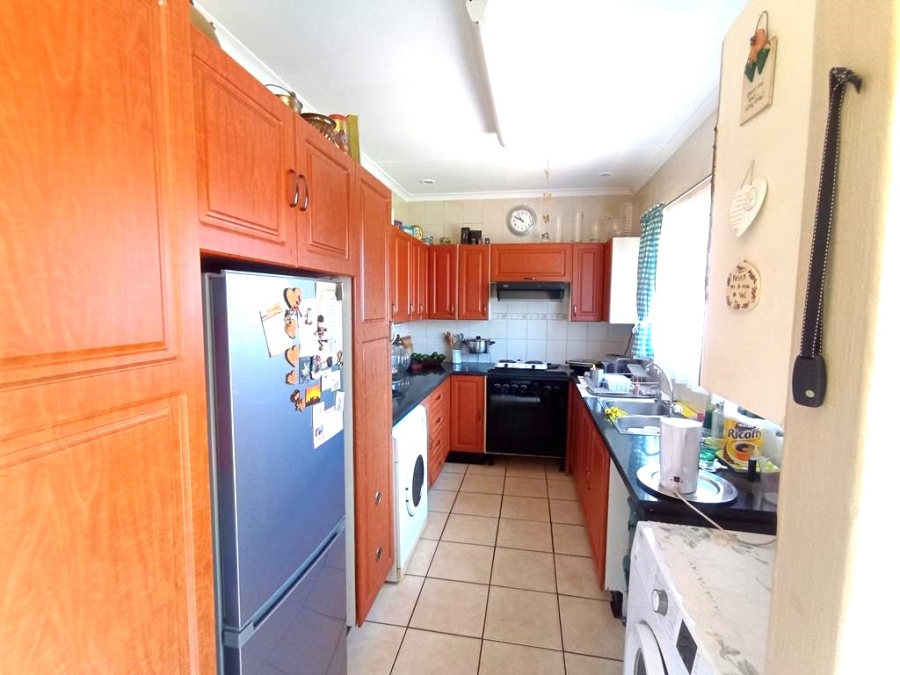 3 Bedroom Property for Sale in Suideroord Gauteng