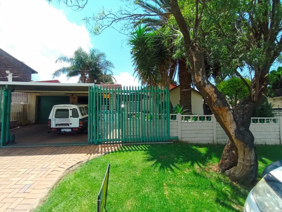 3 Bedroom Property for Sale in Suideroord Gauteng