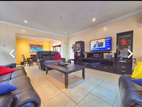 6 Bedroom Property for Sale in Parkrand Gauteng