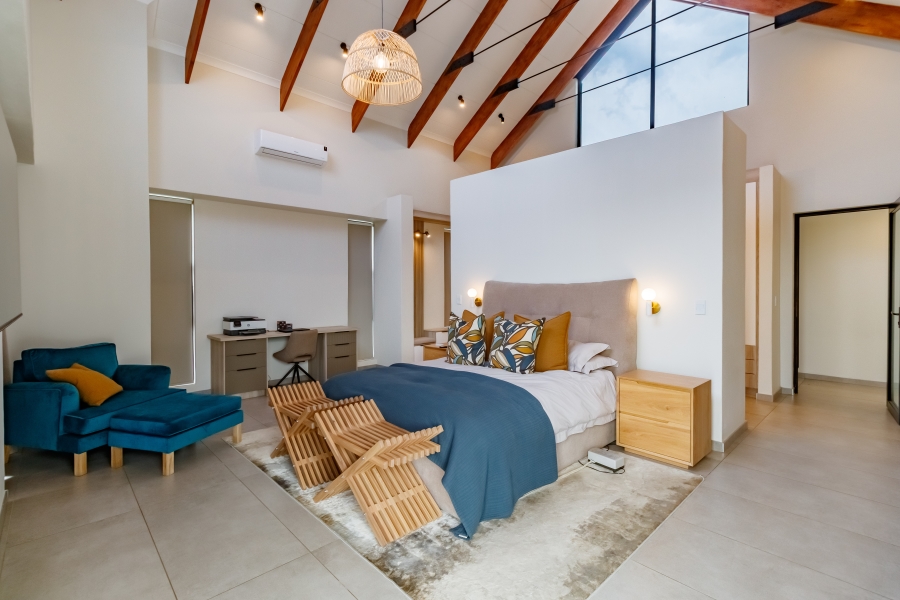 5 Bedroom Property for Sale in Midstream Estate Gauteng