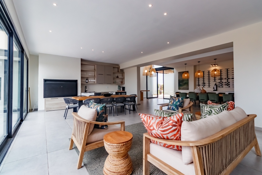 5 Bedroom Property for Sale in Midstream Estate Gauteng