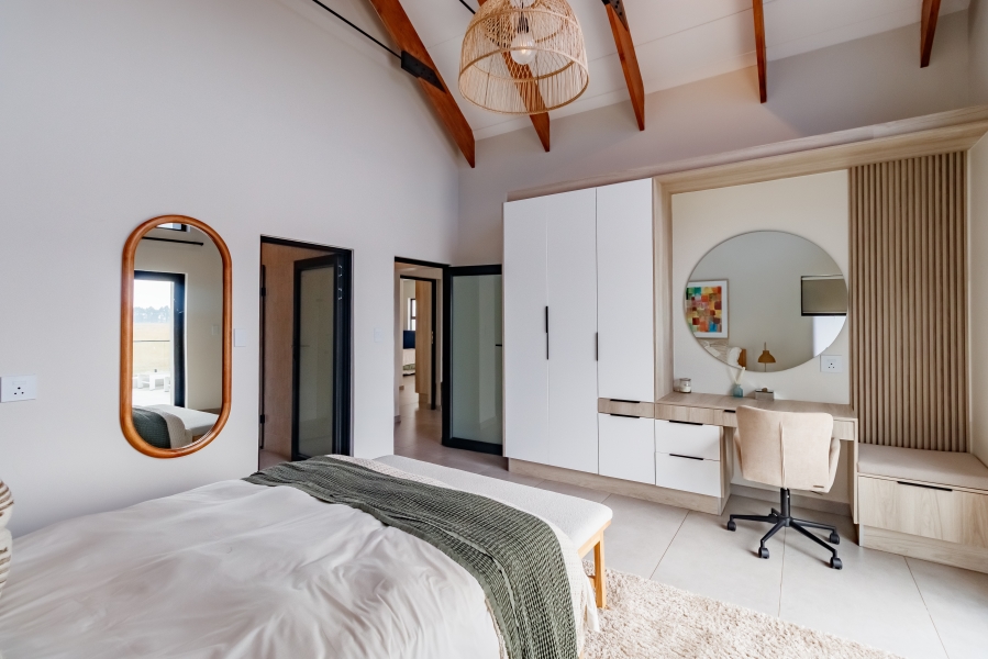 5 Bedroom Property for Sale in Midstream Estate Gauteng