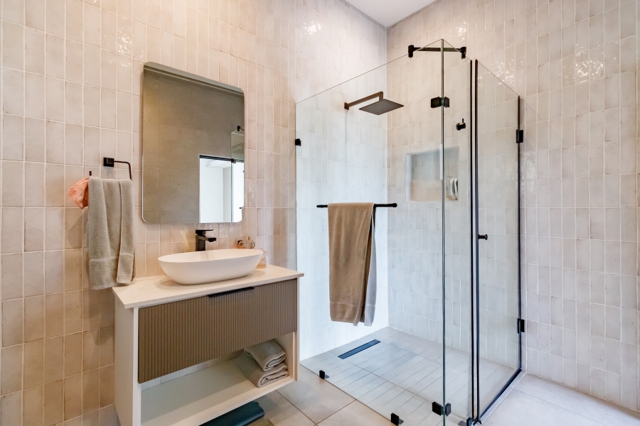 5 Bedroom Property for Sale in Midstream Estate Gauteng