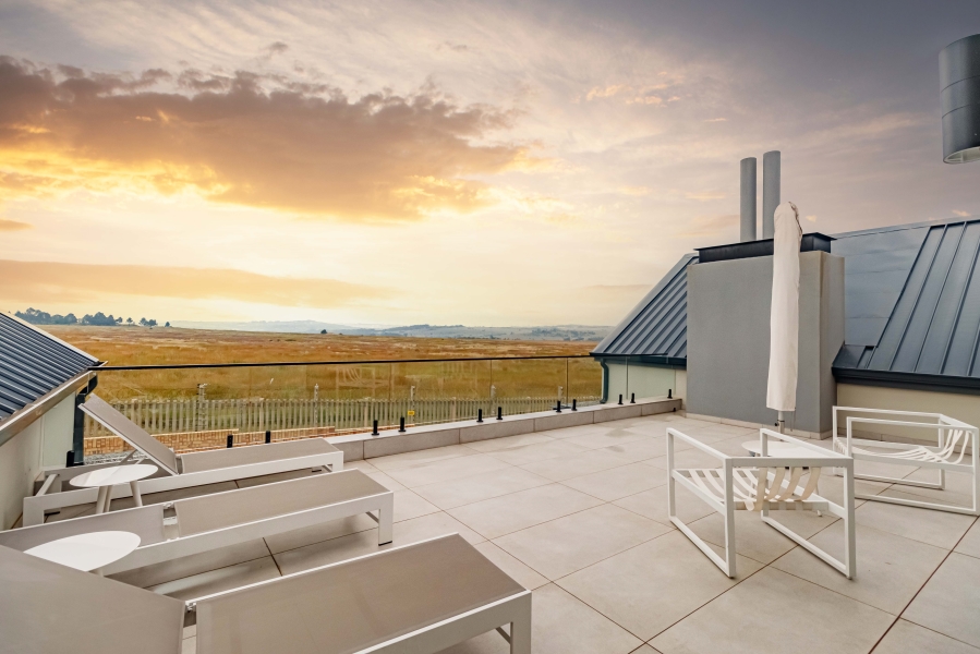 5 Bedroom Property for Sale in Midstream Estate Gauteng