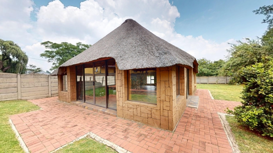 5 Bedroom Property for Sale in Witfield Gauteng