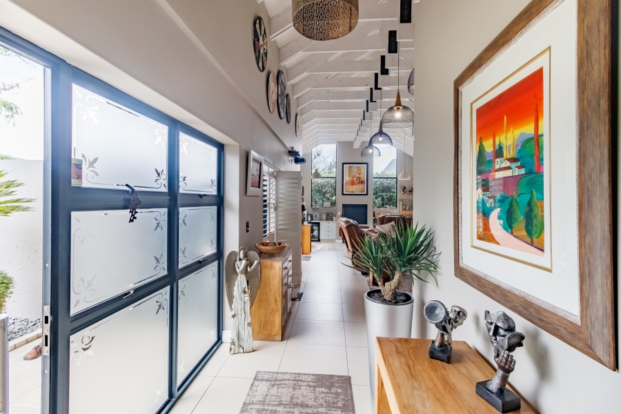 4 Bedroom Property for Sale in Midstream Ridge Gauteng