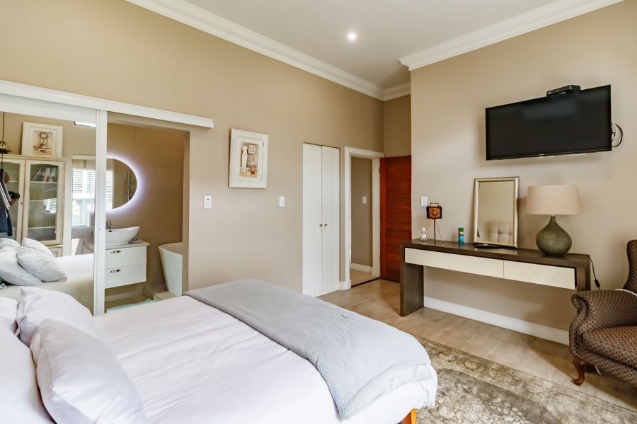 4 Bedroom Property for Sale in Midstream Ridge Gauteng