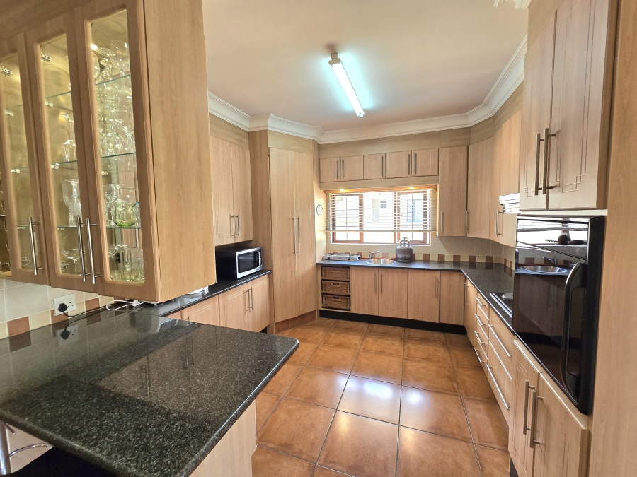 To Let 4 Bedroom Property for Rent in Pebble Rock Golf Village Gauteng