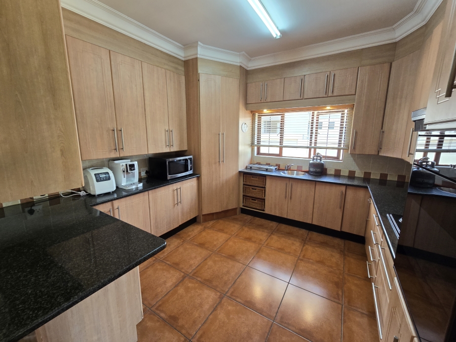 To Let 4 Bedroom Property for Rent in Pebble Rock Golf Village Gauteng