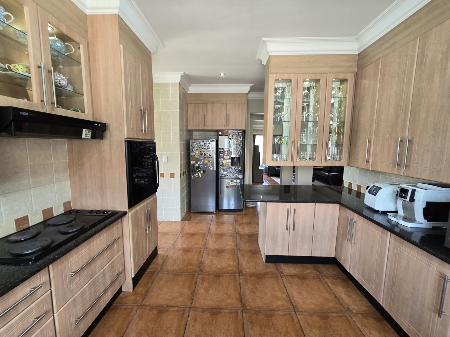 To Let 4 Bedroom Property for Rent in Pebble Rock Golf Village Gauteng