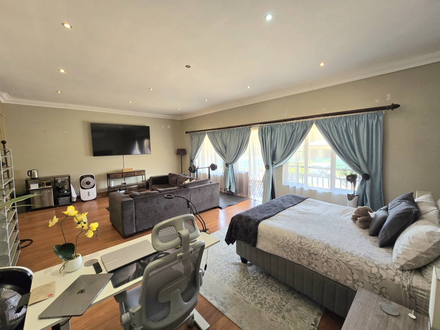 To Let 4 Bedroom Property for Rent in Pebble Rock Golf Village Gauteng