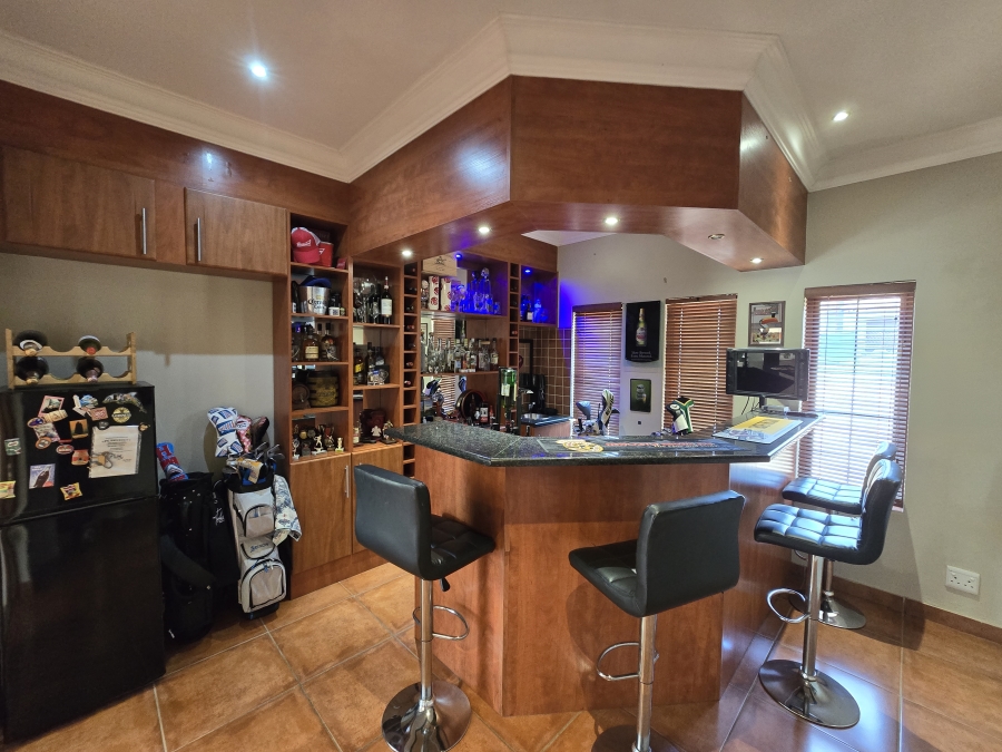 To Let 4 Bedroom Property for Rent in Pebble Rock Golf Village Gauteng