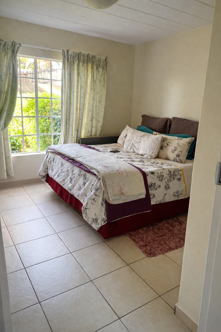 To Let 3 Bedroom Property for Rent in Radiokop Gauteng