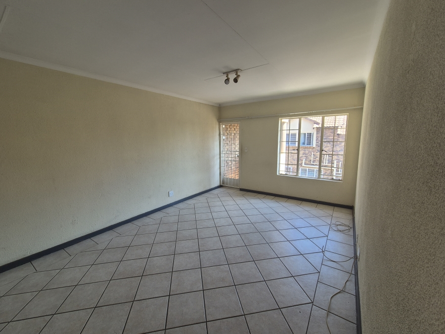 3 Bedroom Property for Sale in Glenvista Gauteng