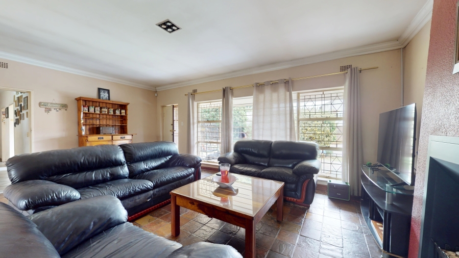 5 Bedroom Property for Sale in Lambton Gauteng