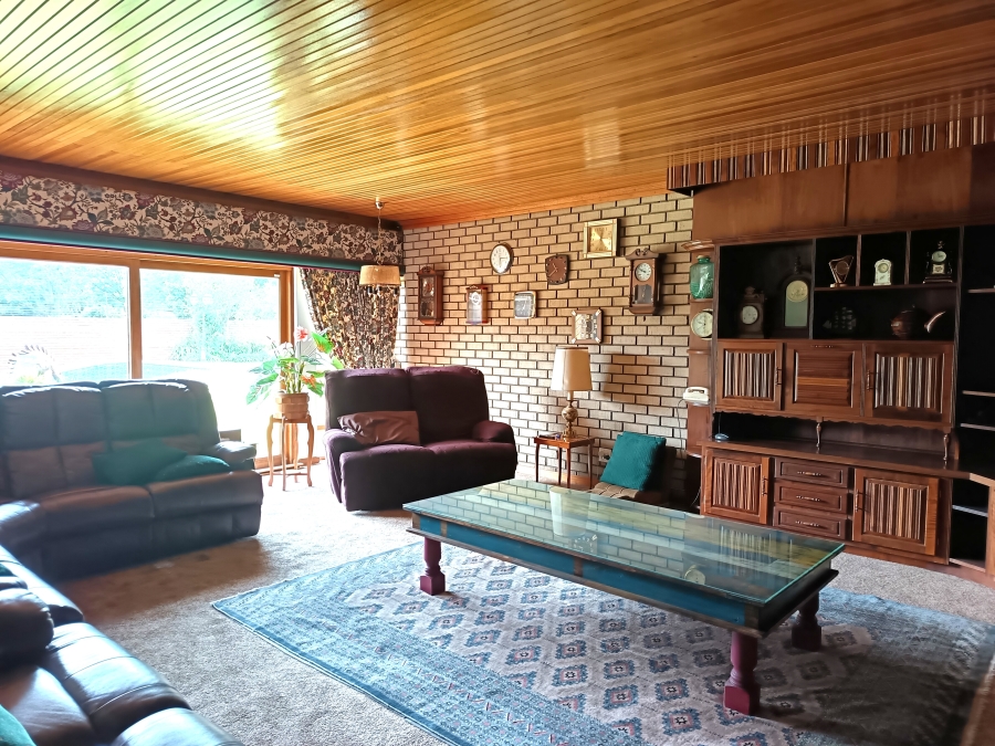 4 Bedroom Property for Sale in Kenleaf Gauteng