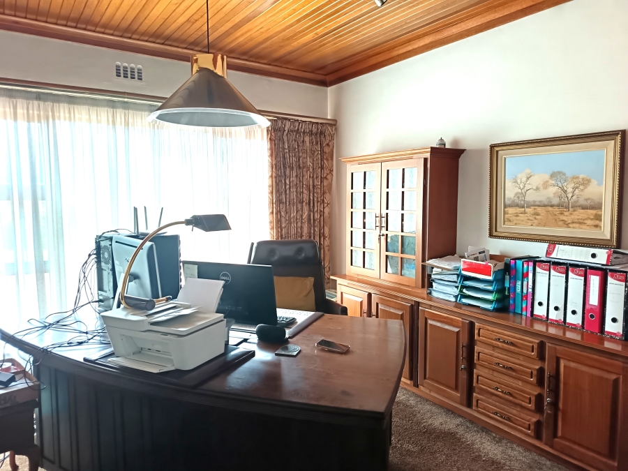 4 Bedroom Property for Sale in Kenleaf Gauteng