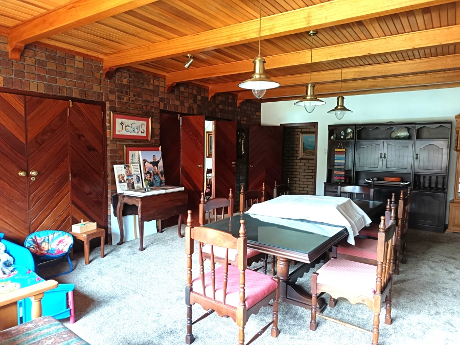 4 Bedroom Property for Sale in Kenleaf Gauteng