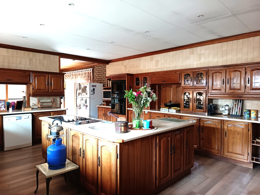 4 Bedroom Property for Sale in Kenleaf Gauteng