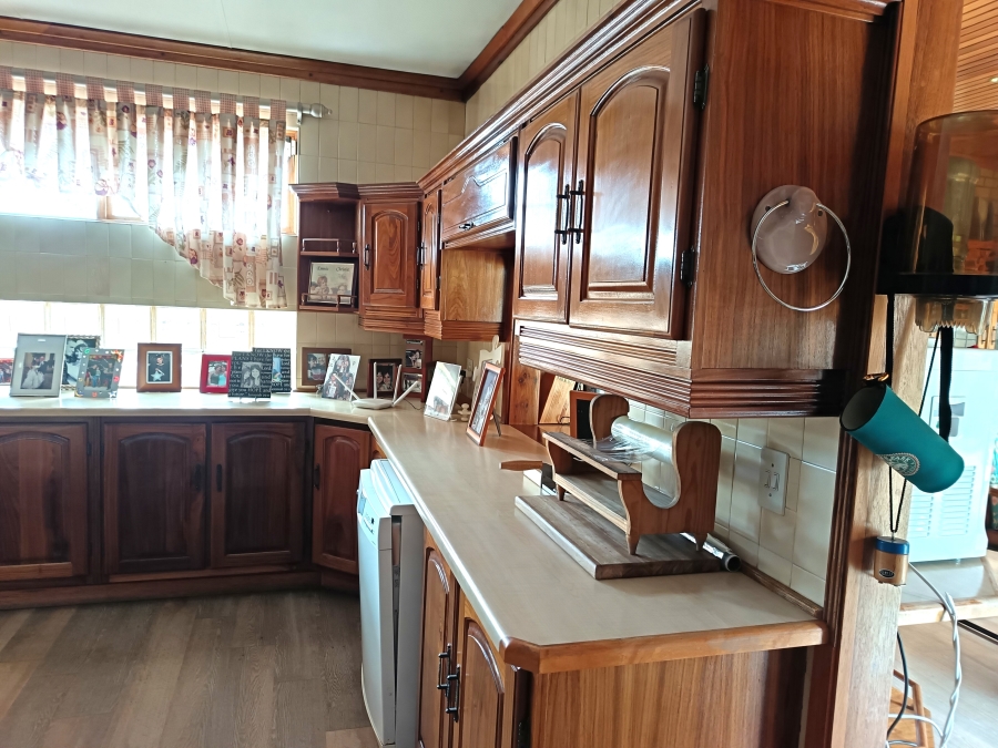 4 Bedroom Property for Sale in Kenleaf Gauteng