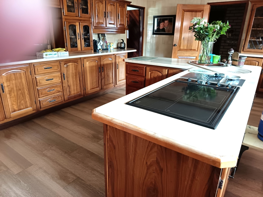 4 Bedroom Property for Sale in Kenleaf Gauteng