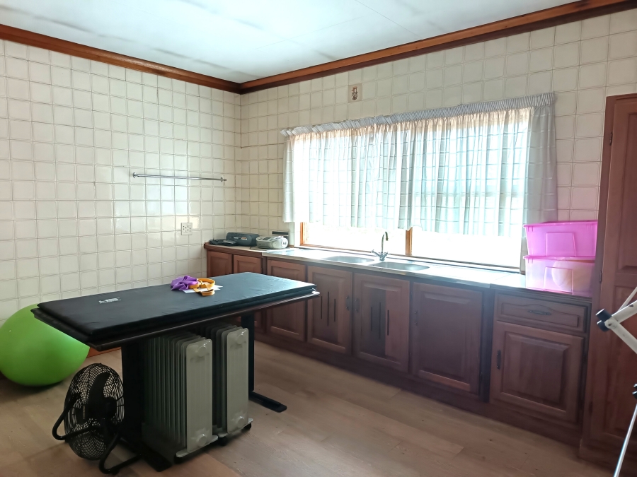 4 Bedroom Property for Sale in Kenleaf Gauteng