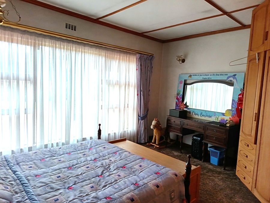 4 Bedroom Property for Sale in Kenleaf Gauteng