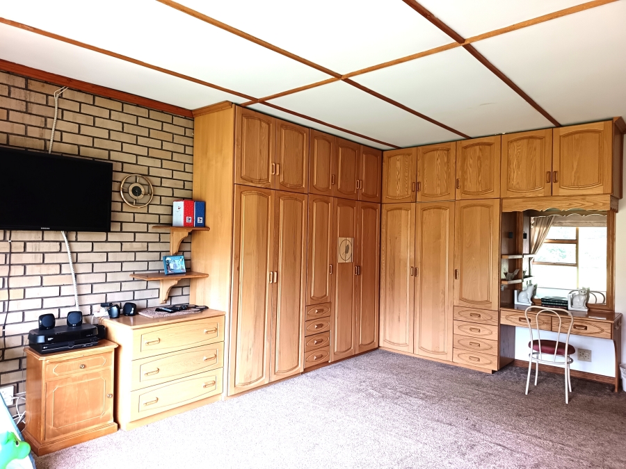 4 Bedroom Property for Sale in Kenleaf Gauteng