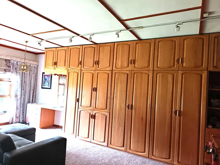 4 Bedroom Property for Sale in Kenleaf Gauteng