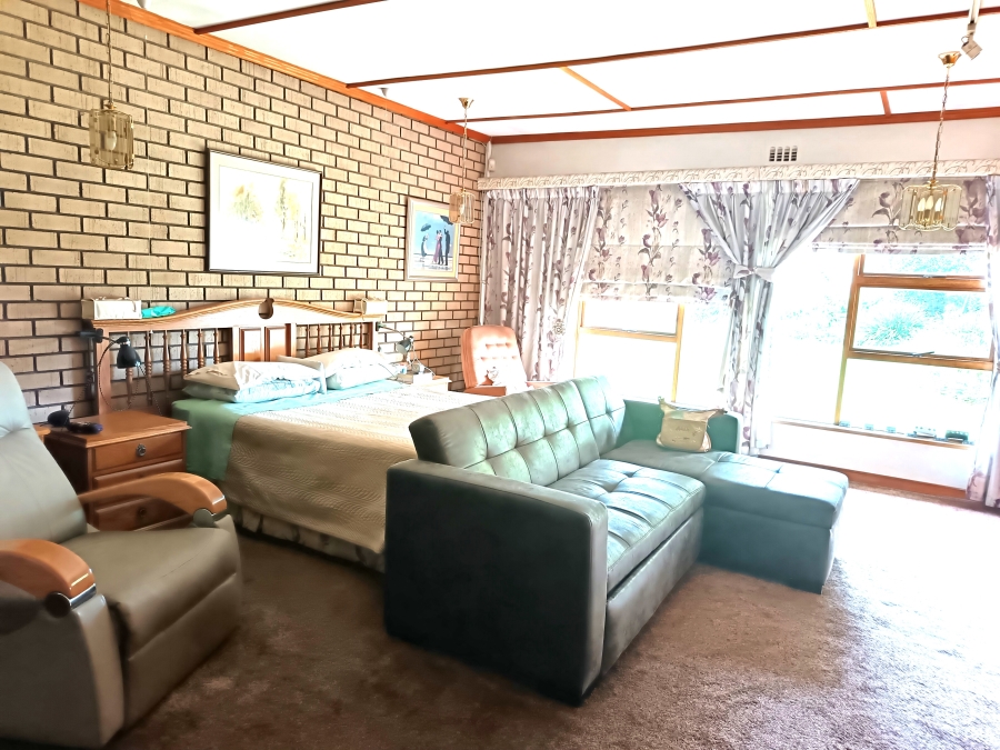 4 Bedroom Property for Sale in Kenleaf Gauteng