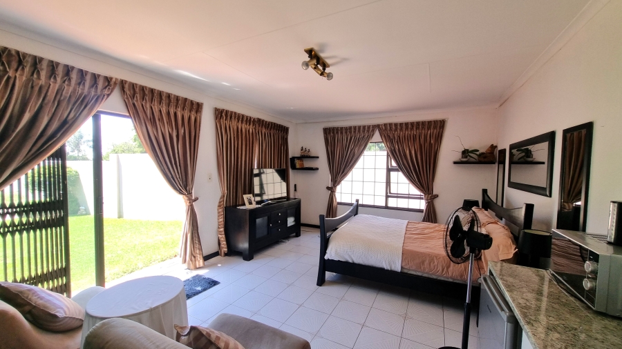To Let 0 Bedroom Property for Rent in Bedfordview Gauteng