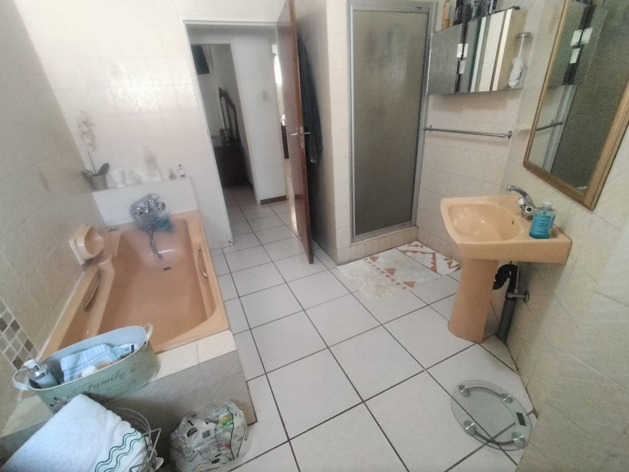 To Let 3 Bedroom Property for Rent in Pretoria North Gauteng