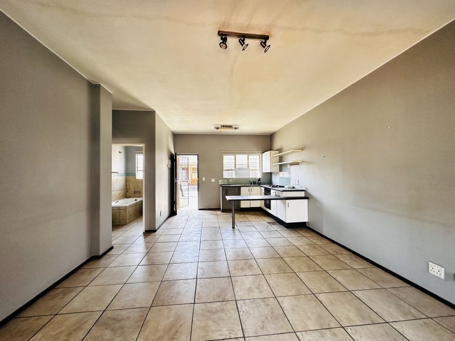 1 Bedroom Property for Sale in Brenthurst Gauteng