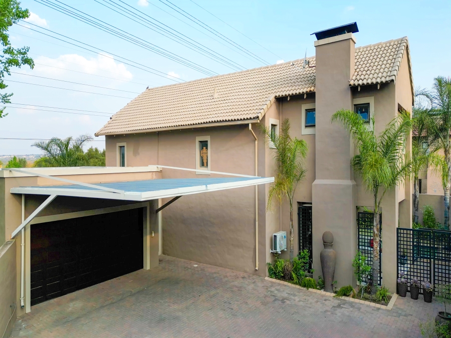 4 Bedroom Property for Sale in Olivedale Gauteng