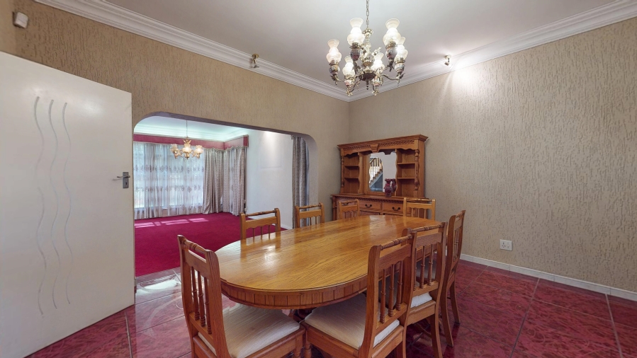 5 Bedroom Property for Sale in Denlee Gauteng