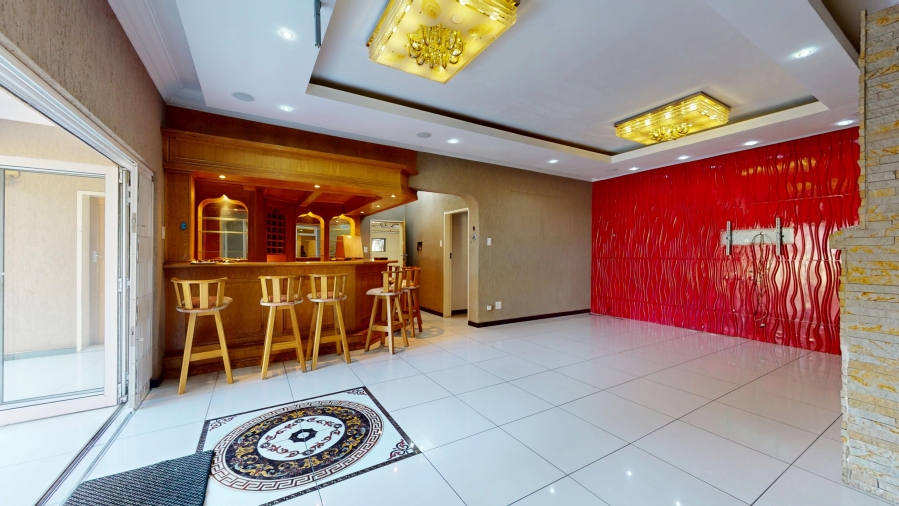 5 Bedroom Property for Sale in Denlee Gauteng