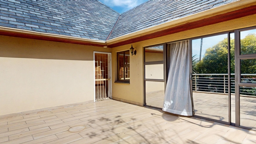 5 Bedroom Property for Sale in Denlee Gauteng