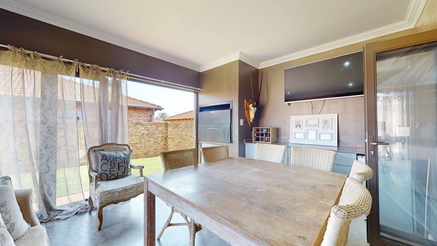 3 Bedroom Property for Sale in Jansenpark Gauteng