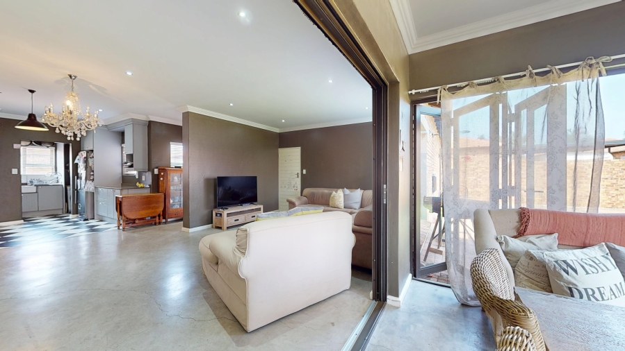 3 Bedroom Property for Sale in Jansenpark Gauteng