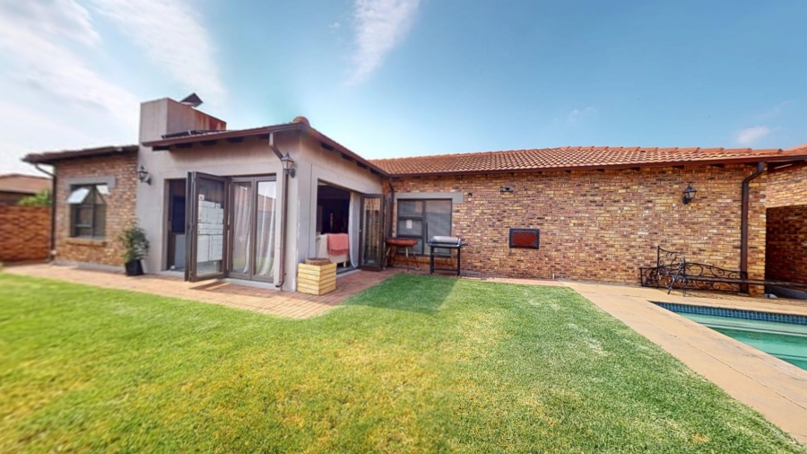 3 Bedroom Property for Sale in Jansenpark Gauteng