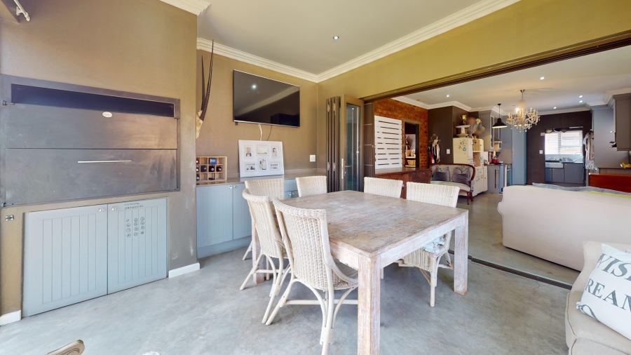 3 Bedroom Property for Sale in Jansenpark Gauteng