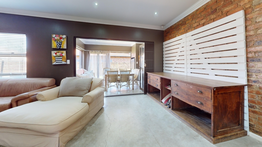 3 Bedroom Property for Sale in Jansenpark Gauteng