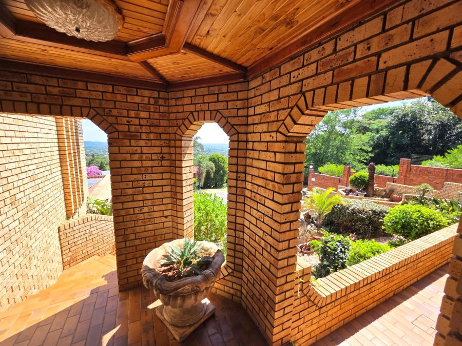 4 Bedroom Property for Sale in Magalieskruin Gauteng