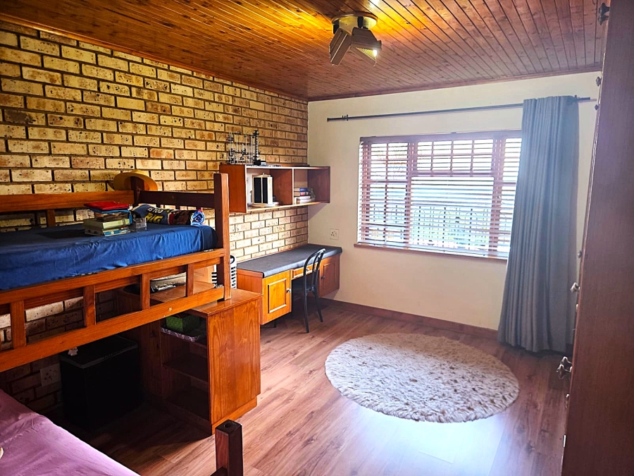 4 Bedroom Property for Sale in Magalieskruin Gauteng